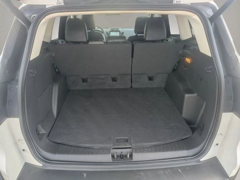 Used 2018 Ford Escape Titanium w/ Ford Safe & Smart Package AWD/4WD image 19