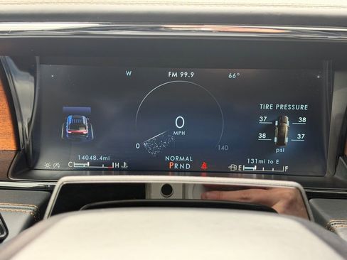 Used 2023 Lincoln Navigator Black Label image 21