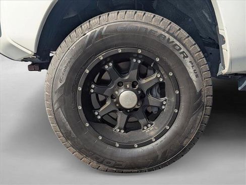 Used 2014 Toyota Tacoma PreRunner w/ SR5 Package image 19