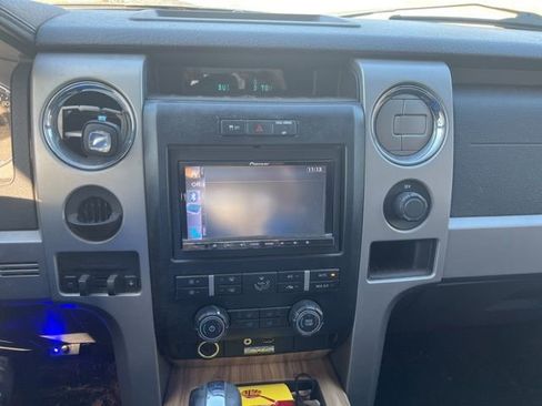 Used 2011 Ford F150 Lariat w/ Lariat Chrome Pkg image 15