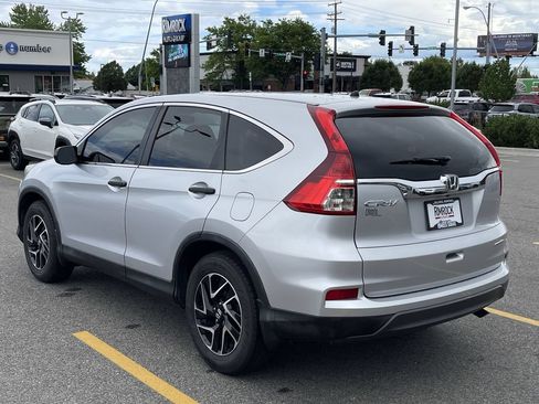 Used 2016 Honda CR-V SE image 5