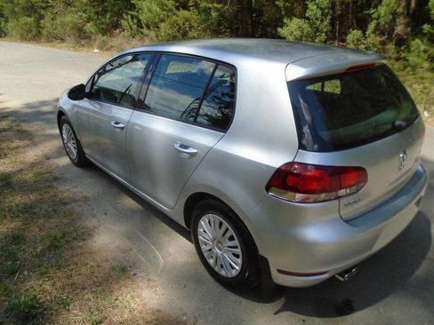 Used 2014 Volkswagen Golf 4-Door image 7