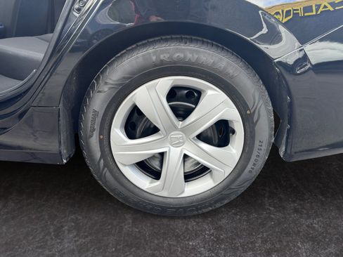 Used 2018 Honda Civic LX image 14