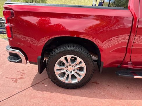 Used 2026 Chevrolet Silverado 1500 LTZ w/ LTZ Convenience Package II AWD/4WD image 31