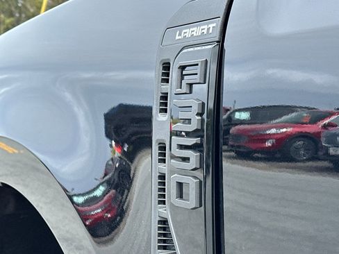 New 2025 Ford F350 Lariat w/ Lariat Ultimate Package image 23
