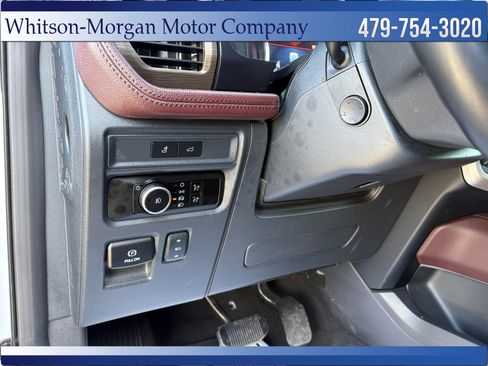 Used 2024 Ford Expedition Limited RWD image 14