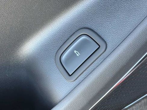 New 2026 GMC Acadia Denali w/ Super Cruise Package image 20