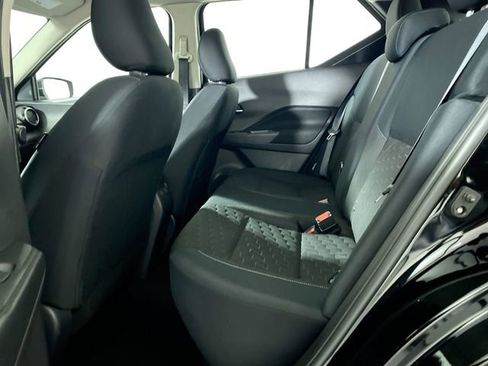 Used 2023 Nissan Kicks SV image 20