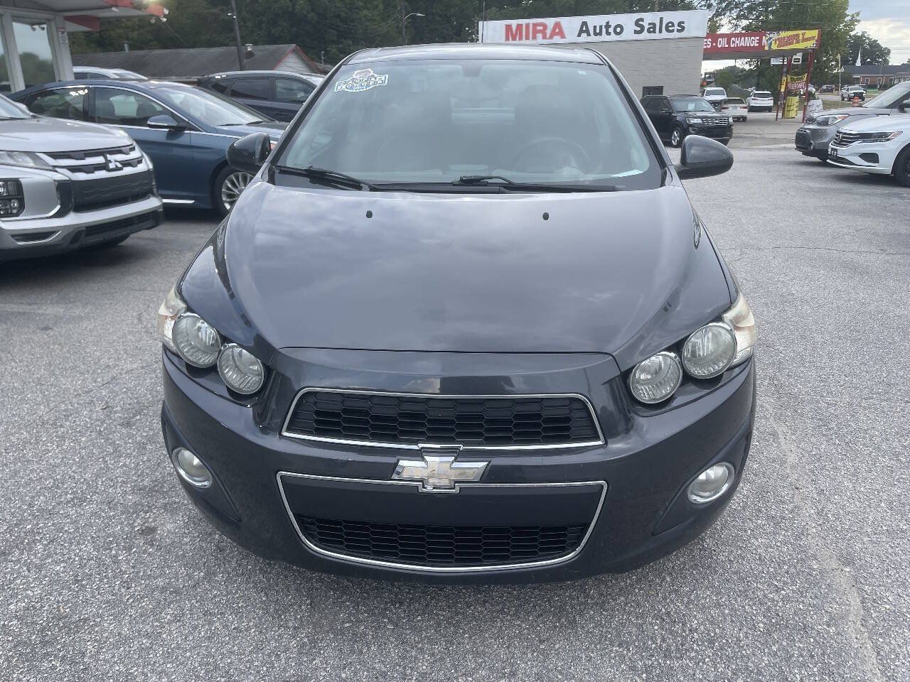 Used 2015 Chevrolet Sonic LT w/ Wheels and Fog Lamp Package FWD image 9