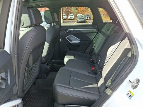 New 2025 Audi Q3 2.0T Premium image 5