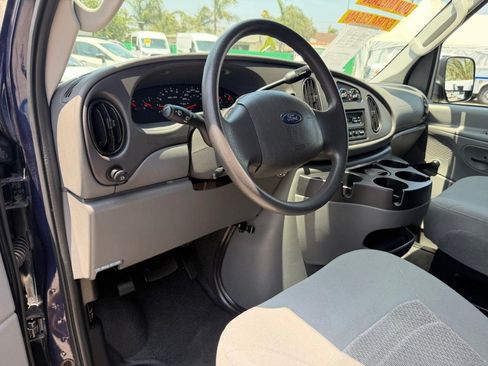Used 2006 Ford E-150 and Econoline 150 RWD image 20