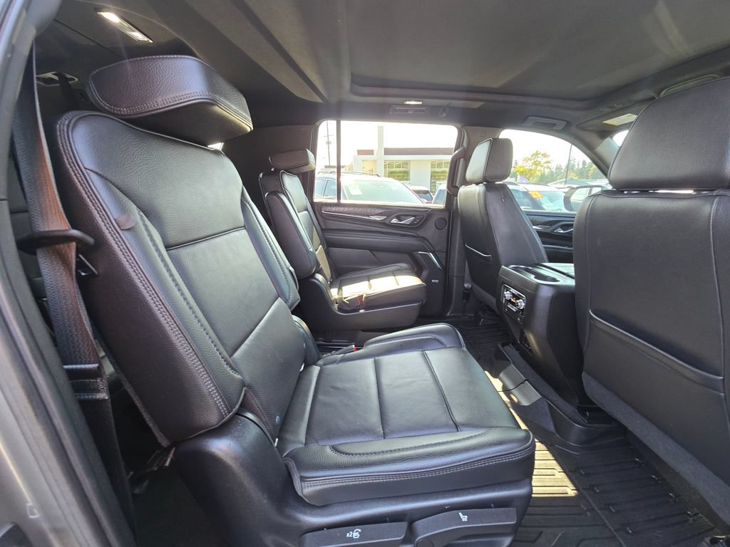 Used 2021 GMC Yukon XL Denali AWD/4WD image 12