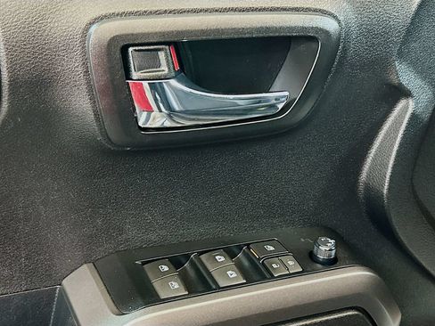Used 2023 Toyota Tacoma TRD Pro AWD/4WD image 15