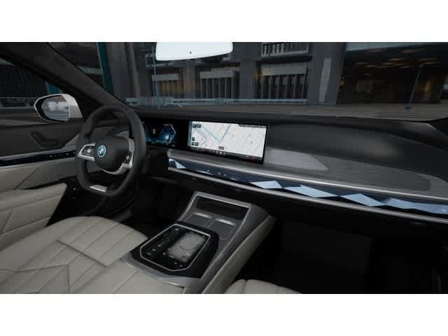 Used 2025 BMW i7 eDrive50 w/ Executive Package RWD image 14