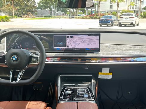 New 2025 BMW 760i xDrive AWD/4WD image 14