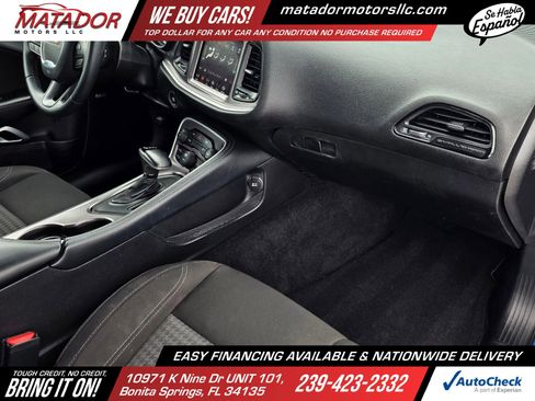 Used 2021 Dodge Challenger SXT RWD image 16