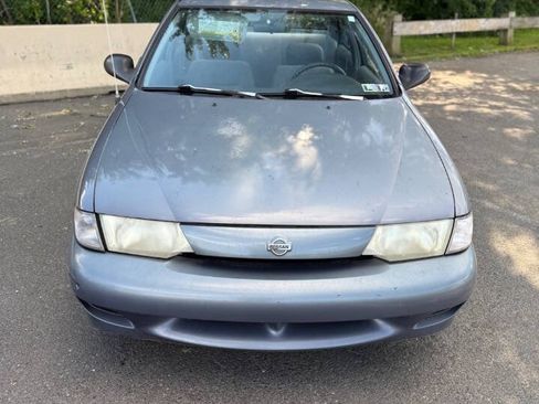 Used 1999 Nissan Sentra XE FWD image 9