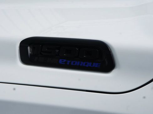 Used 2023 RAM 1500 Big Horn AWD/4WD image 10