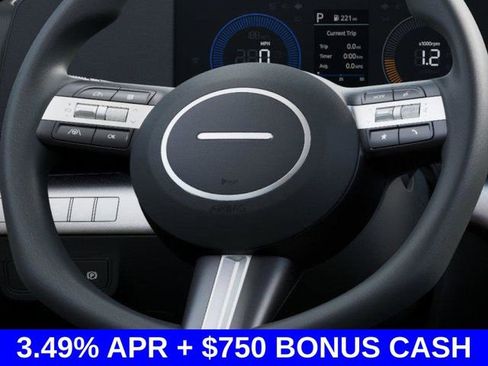 New 2026 Hyundai Kona SE image 18