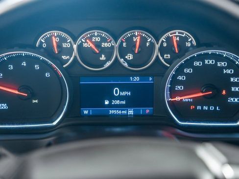 Used 2021 Chevrolet Silverado 1500 LT Trail Boss w/ Bed Protection Package image 45