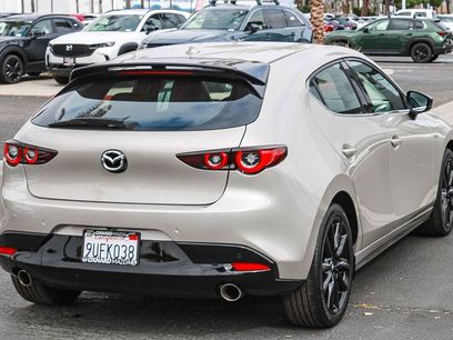 Certified 2025 MAZDA MAZDA3 Hatchback w/Premium Plus Pkg