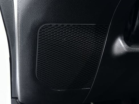 Used 2022 Jeep Wrangler Rubicon w/ LED Lighting Group AWD/4WD image 25