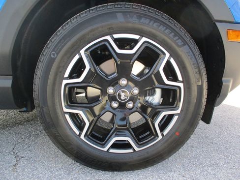 New 2025 Ford Bronco Sport Outer Banks w/ Outer Banks Tech Package+ image 9