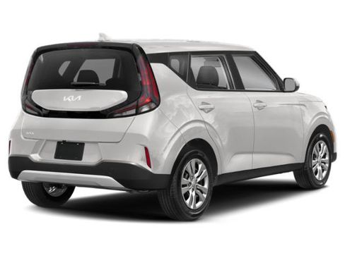 Used 2024 Kia Soul LX FWD image 2
