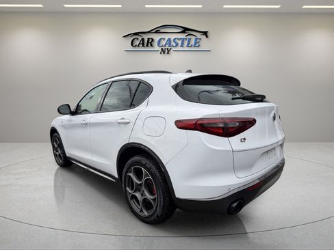 Used 2022 Alfa Romeo Stelvio Ti w/ Active Assist Plus Package image 10