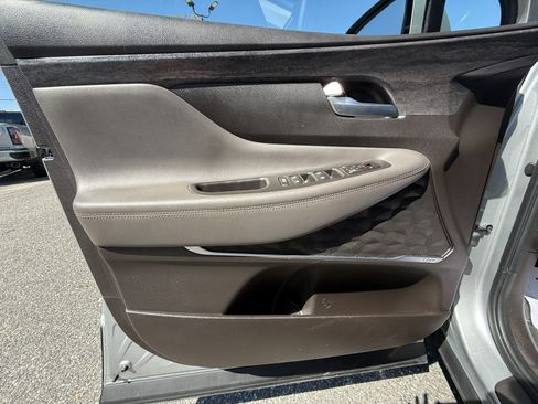 Used 2020 Hyundai Santa Fe SEL FWD image 25