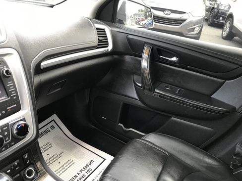 Used 2016 GMC Acadia SLT w/ Open Road Package AWD/4WD image 18