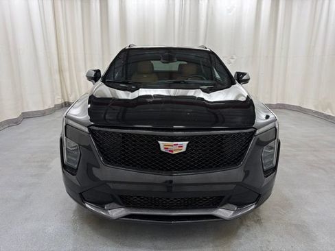 Used 2024 Cadillac XT4 Sport AWD/4WD image 8