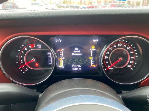 Used 2021 Jeep Wrangler Unlimited Rubicon AWD/4WD image 14