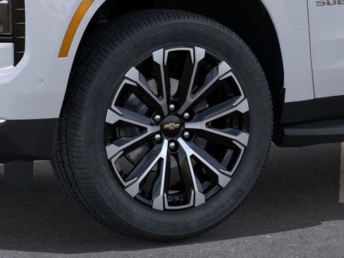 New 2026 Chevrolet Suburban High Country w/ Sun And Tow Package AWD/4WD image 33