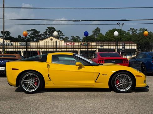 Used 2006 Chevrolet Corvette Z06 RWD image 11