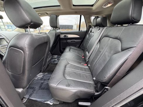 Used 2013 Lincoln MKX AWD image 12