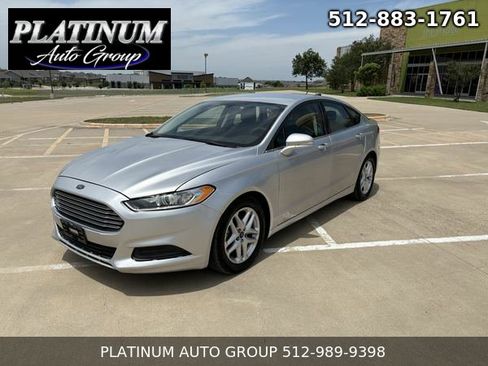 Used 2015 Ford Fusion SE FWD image 1