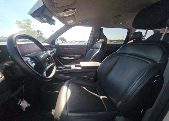 Certified 2024 Kia EV9 Light Long Range RWD image 8