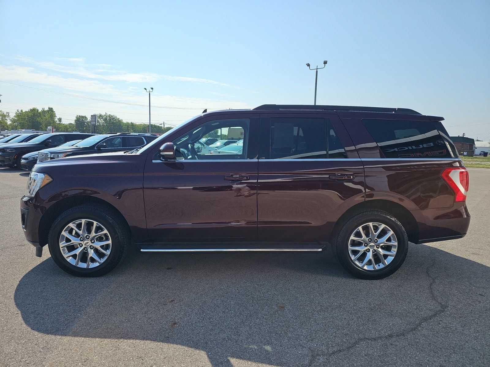 Used 2021 Ford Expedition XLT AWD/4WD image 4