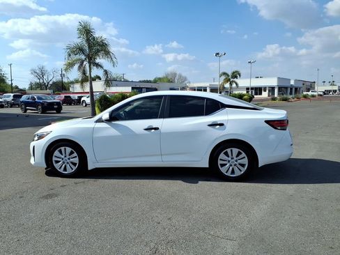 Used 2024 Nissan Sentra S image 2
