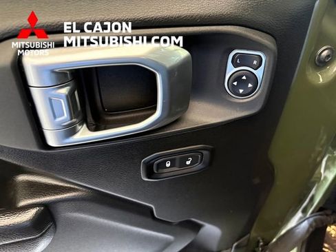 Used 2023 Jeep Wrangler Unlimited Rubicon 4xe w/ Steel Bumper Group AWD/4WD image 12