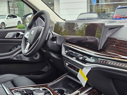 New 2026 BMW X7 xDrive40i image 12