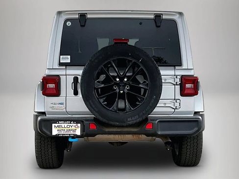 Used 2024 Jeep Wrangler Unlimited Sahara AWD/4WD image 5