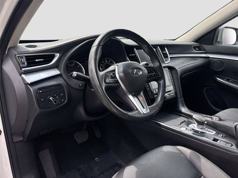 Used 2019 INFINITI QX50 Luxe AWD/4WD image 9