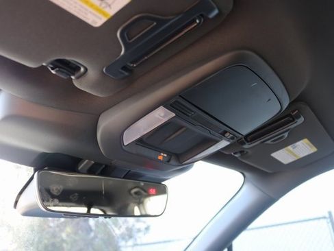 Used 2025 Subaru Forester image 28