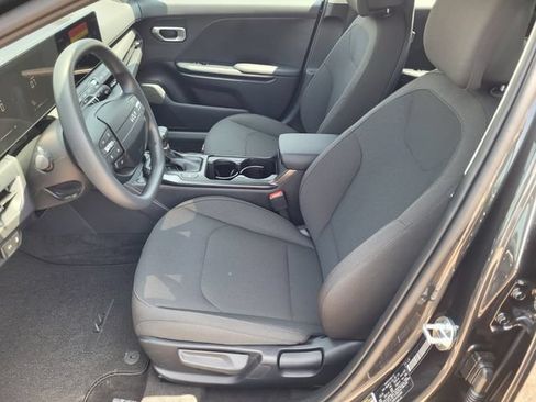 New 2026 Kia K4 FWD image 8
