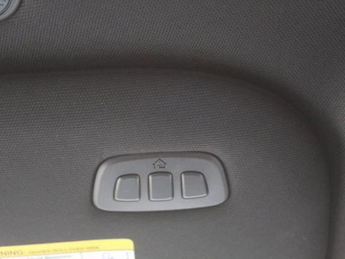 Used 2023 Ford F150 Lariat image 35