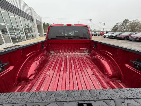 Used 2017 Ford F150 XLT w/ Equipment Group 302A Luxury image 8