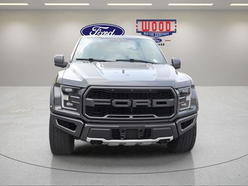 Used 2019 Ford F150 Raptor w/ Equipment Group 802A Luxury AWD/4WD image 9