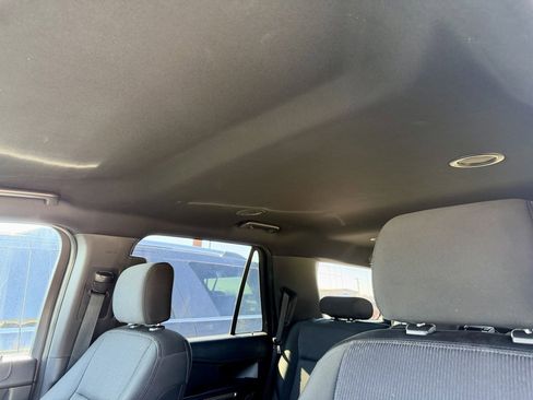 Used 2019 Ford Expedition XLT image 28